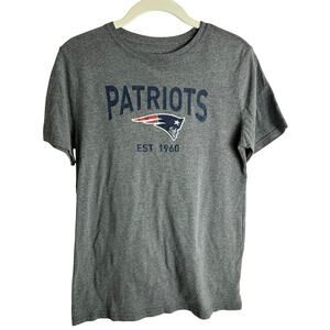 NFL New England Patriots Football T-shirt Kids XL 14-16 Gray Pullover Round Neck